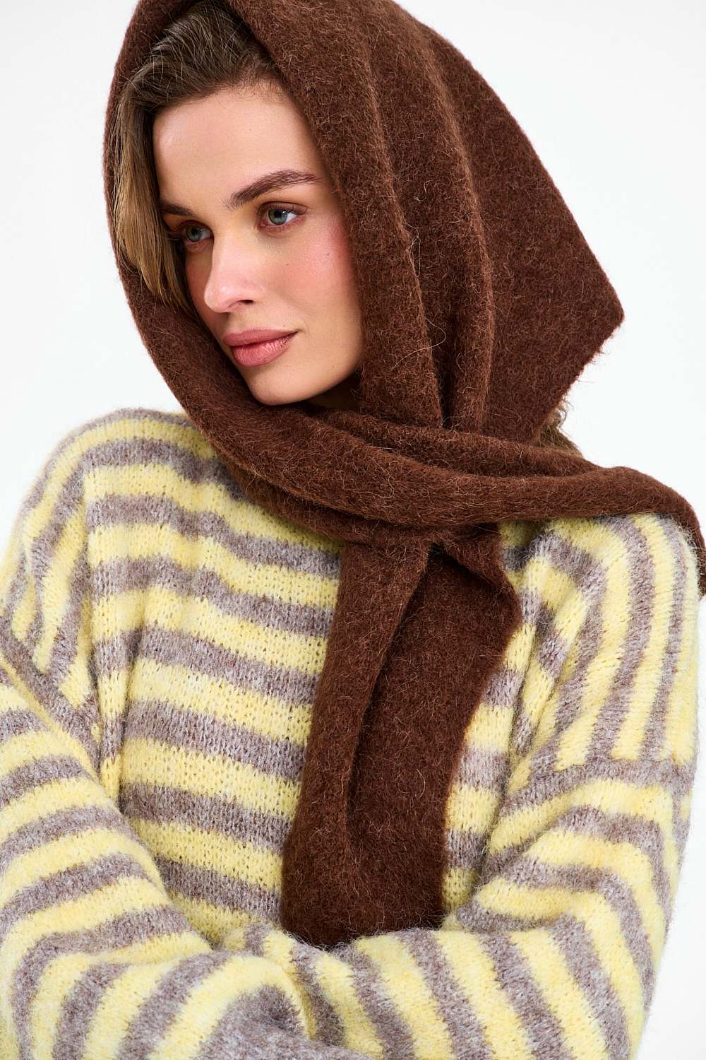 Apaszka Alpaca Espresso - Image 7