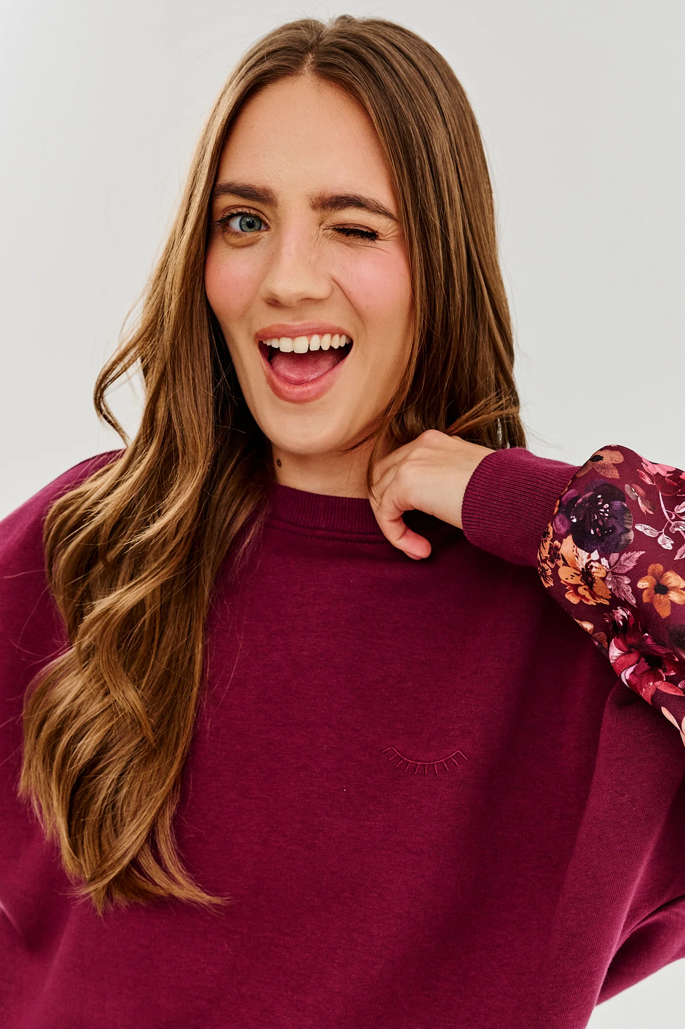 Bluza Blooming Letters - Image 10