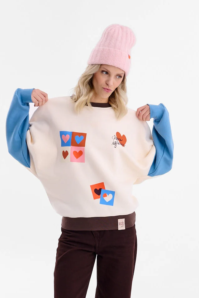 Bluza Paper Hearts x Claire Iglesias - Image 3