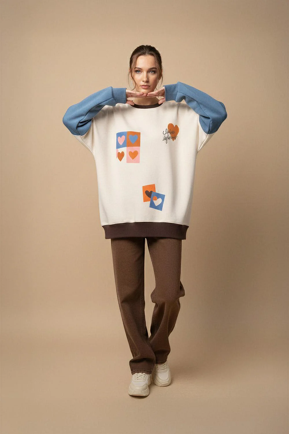 Bluza Paper Hearts x Claire Iglesias - Image 4