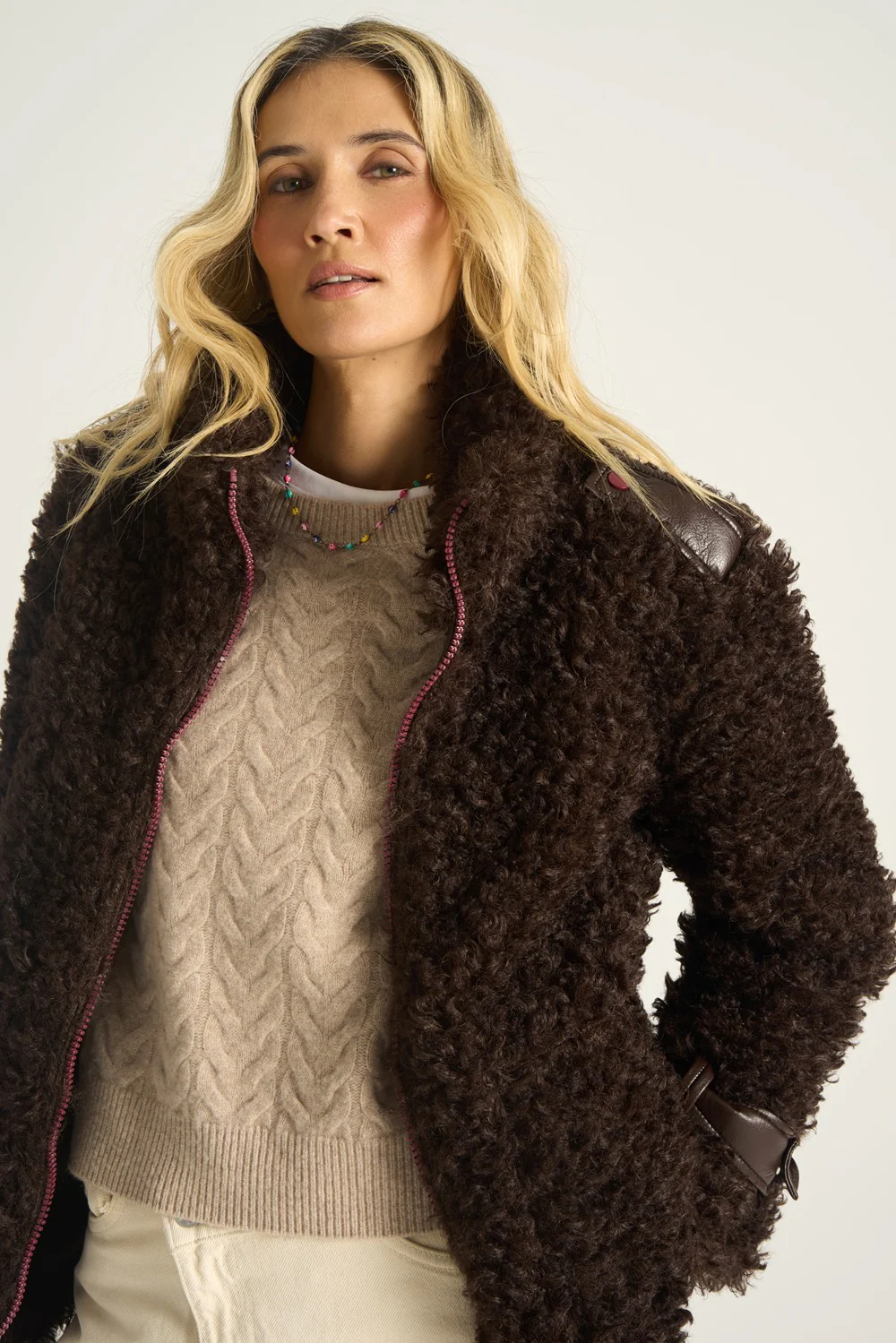 Kurtka Fluffy Mocha Moonrise - Image 11