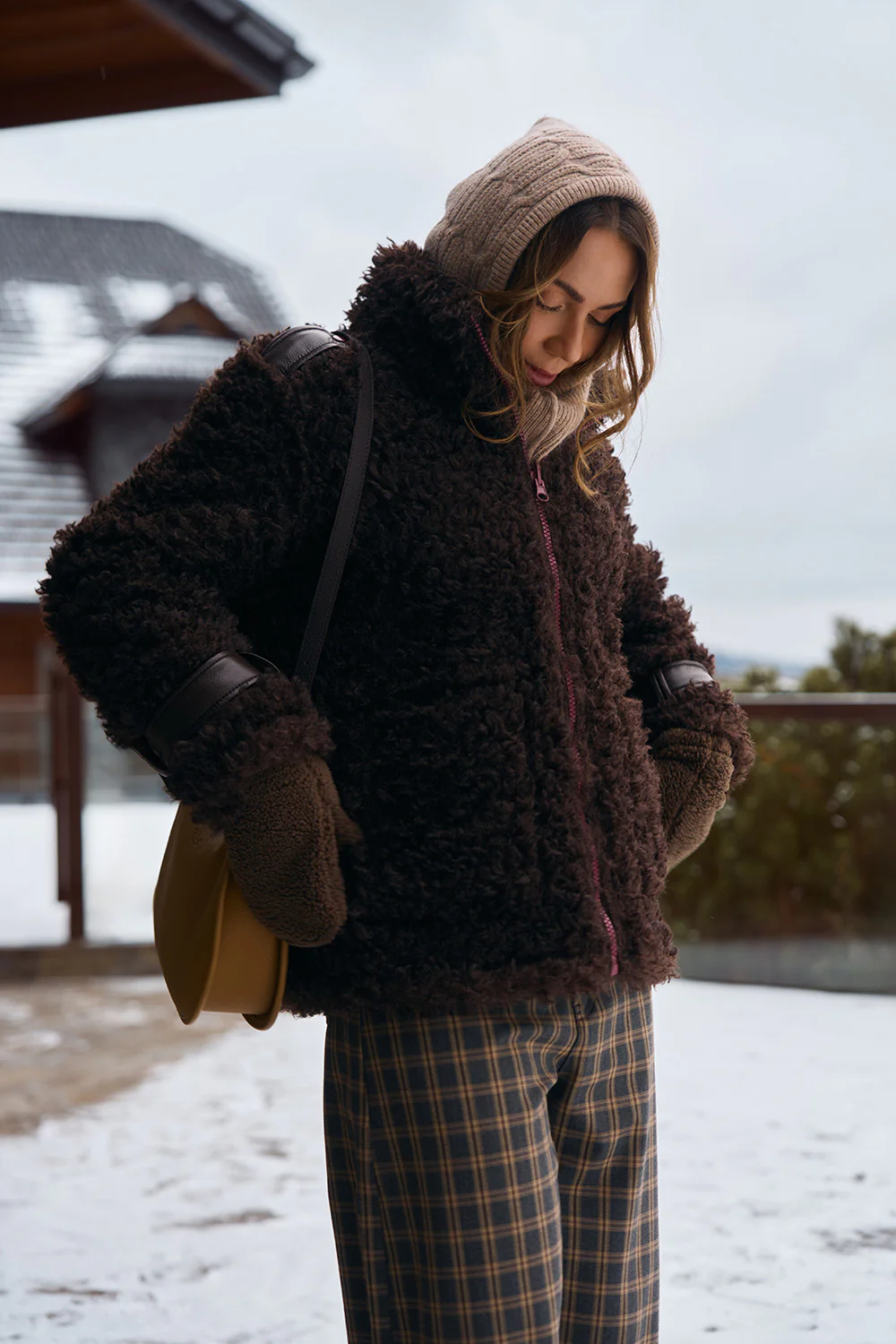 Kurtka Fluffy Mocha Moonrise - Image 18