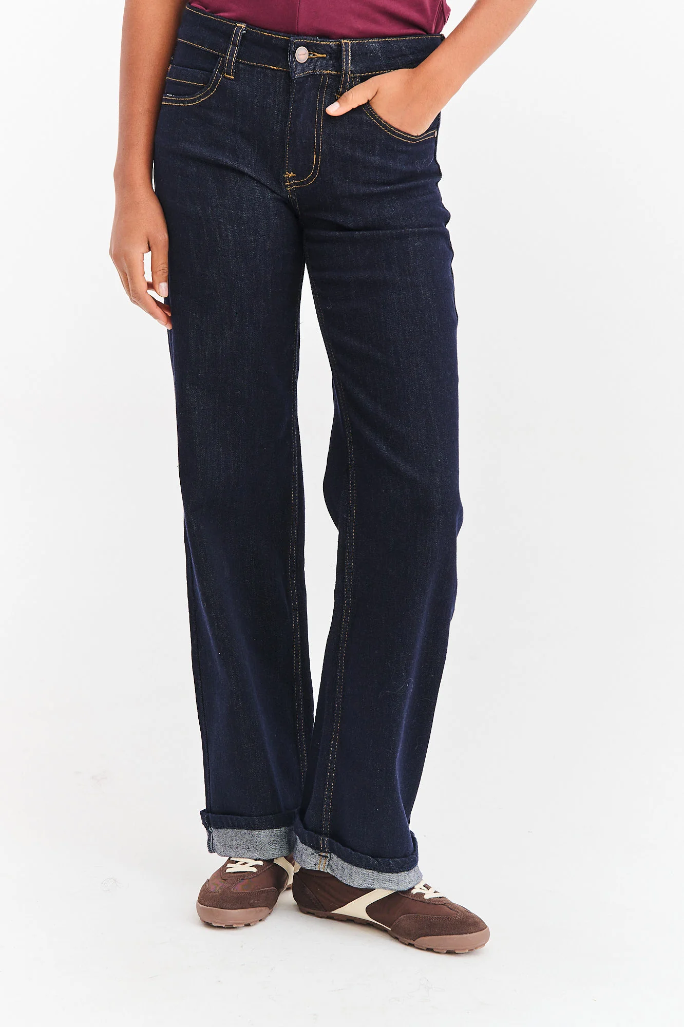 Spodnie jeansowe Raw Elegance - Image 10
