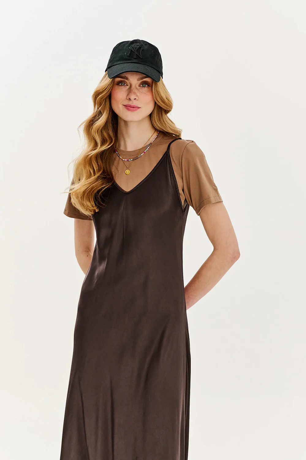 Sukienka maxi na ramiączkach Chocolate Mocha - Image 9