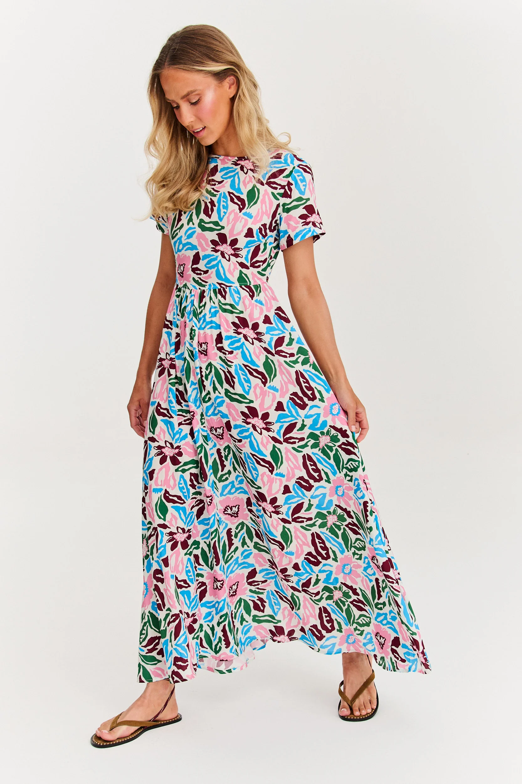 Sukienka maxi z odkrytymi plecami Dancing Petals - Image 12