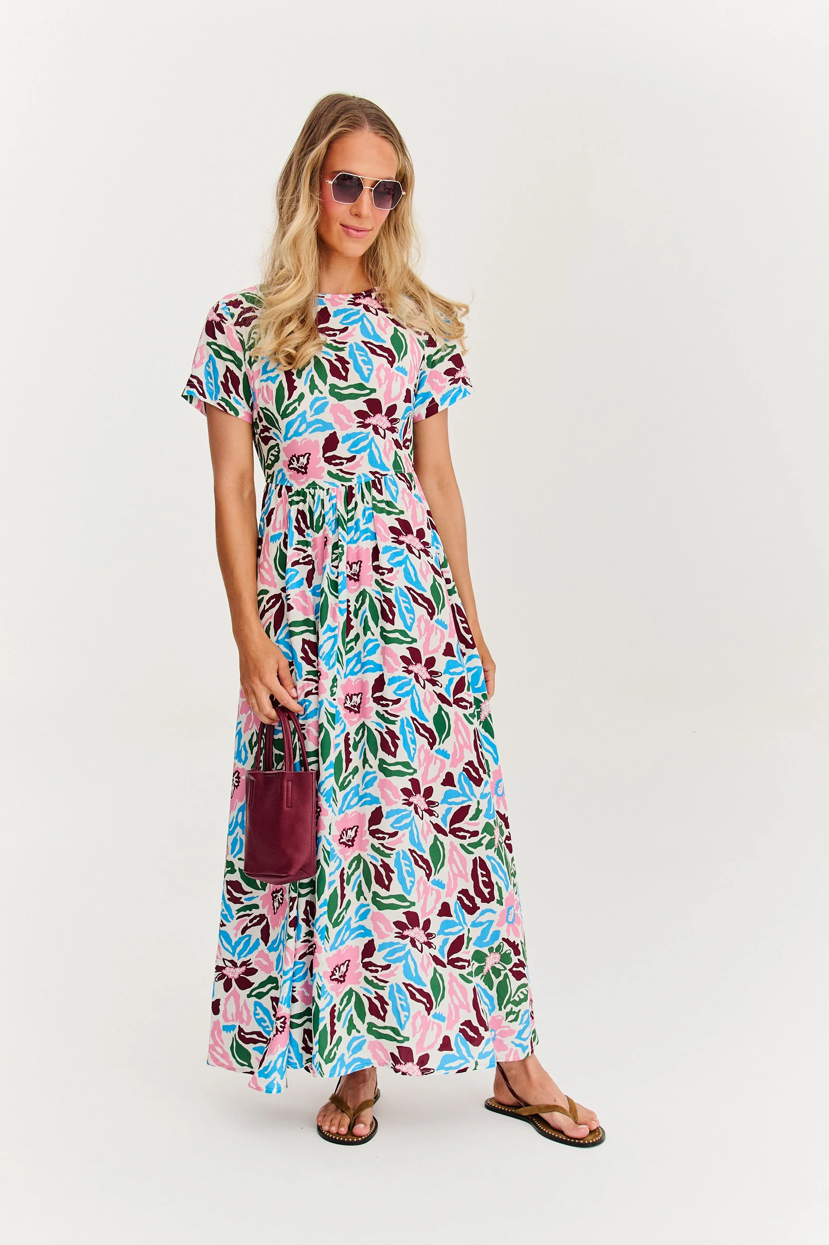 Sukienka maxi z odkrytymi plecami Dancing Petals - Image 16