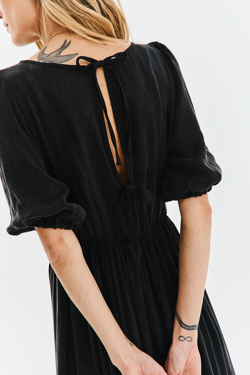 Sukienka midi Black Orchid - Image 2