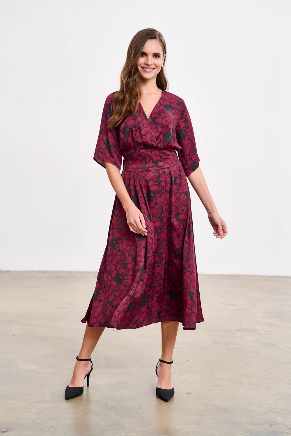Sukienka midi Cranberry Spark - Image 16