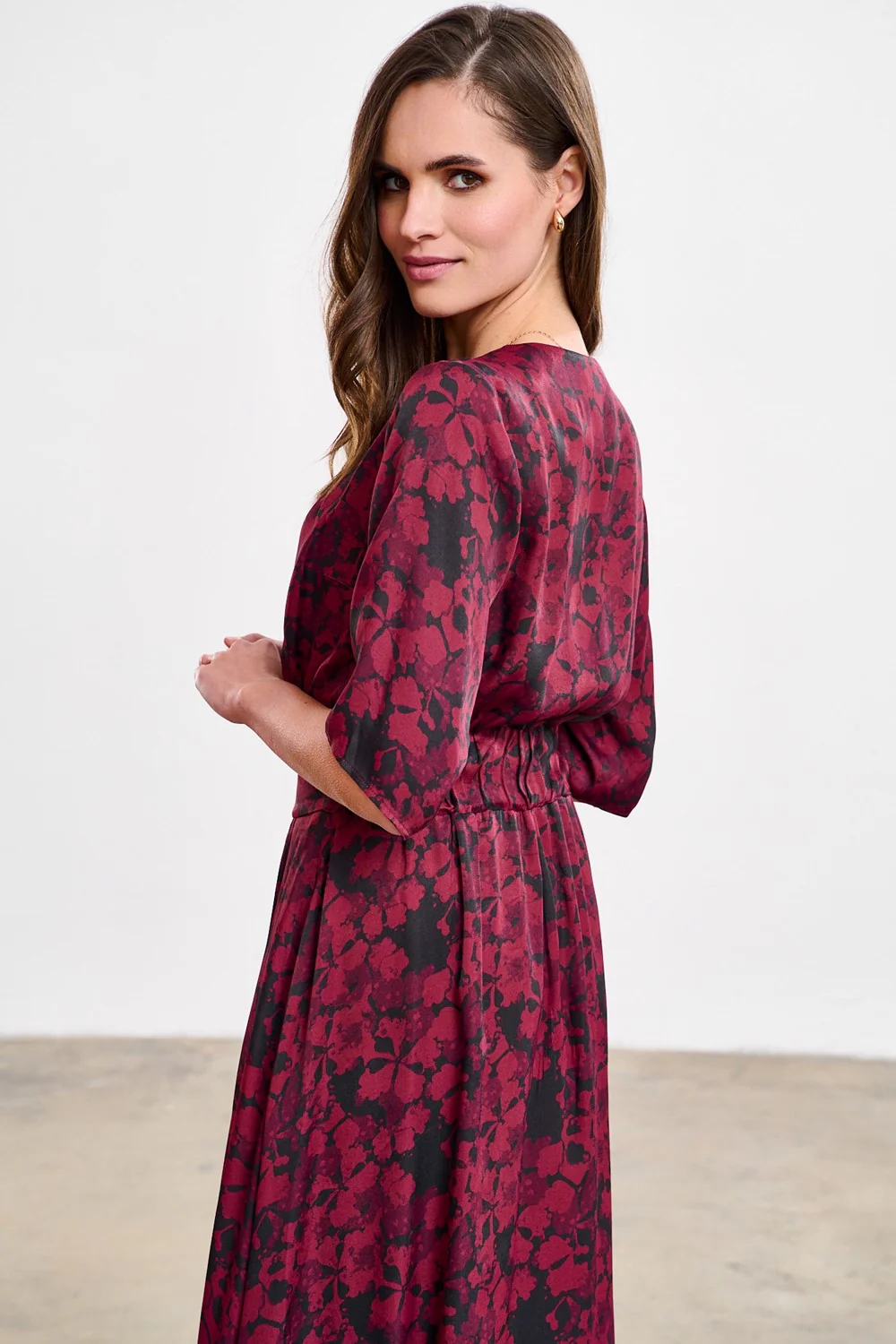 Sukienka midi Cranberry Spark - Image 22