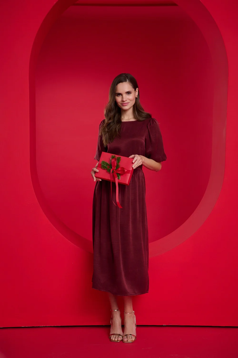 Sukienka midi Ruby Rose - Image 22
