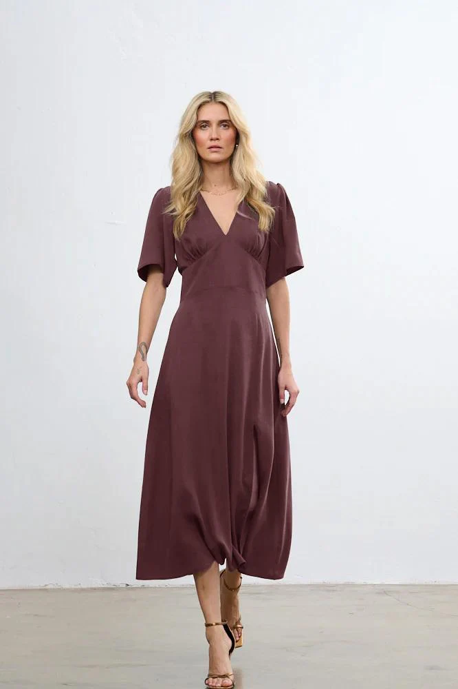 Sukienka midi Cinnamon Chic - Image 16