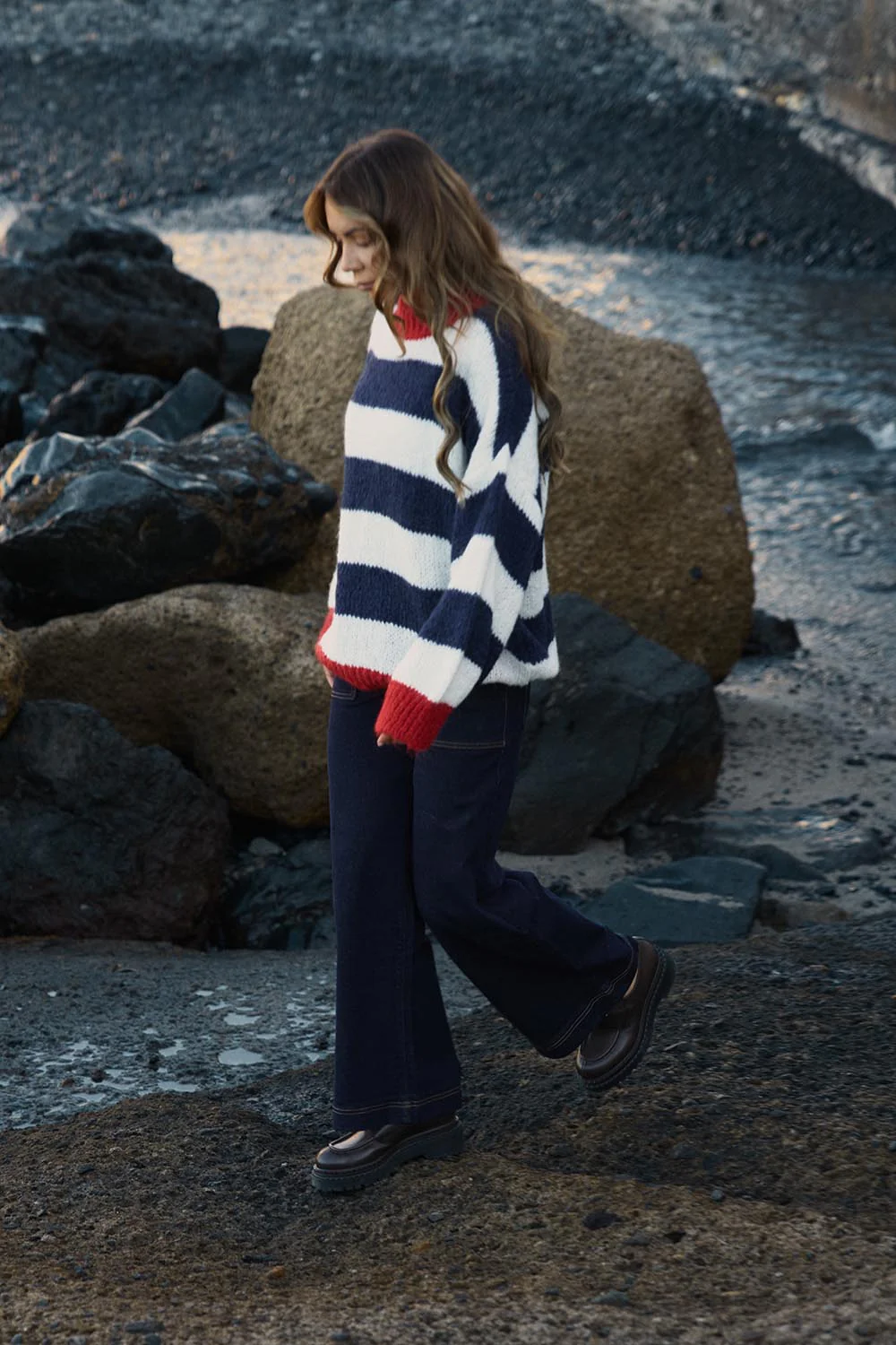 Sweter Fade Into You - Image 8