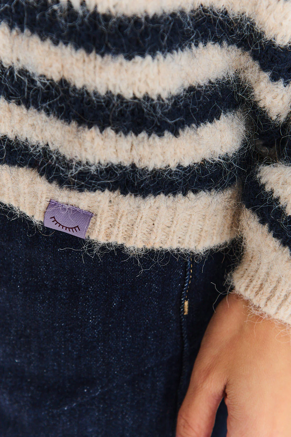 Sweter French Tale - Image 17