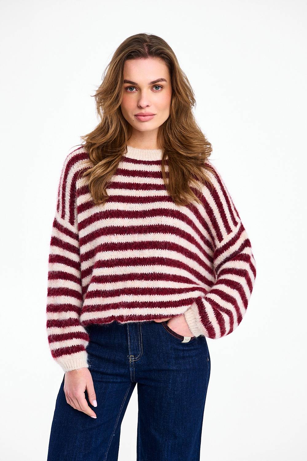 Sweter Frosted Wine - Image 6