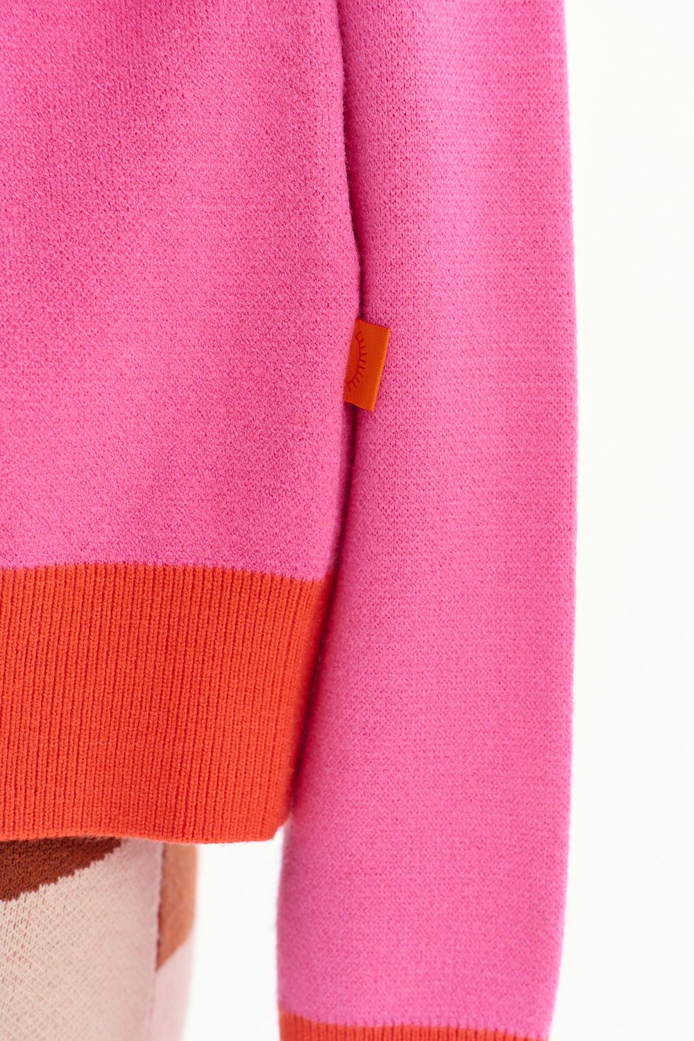 Sweter Heart on Fire - Image 7