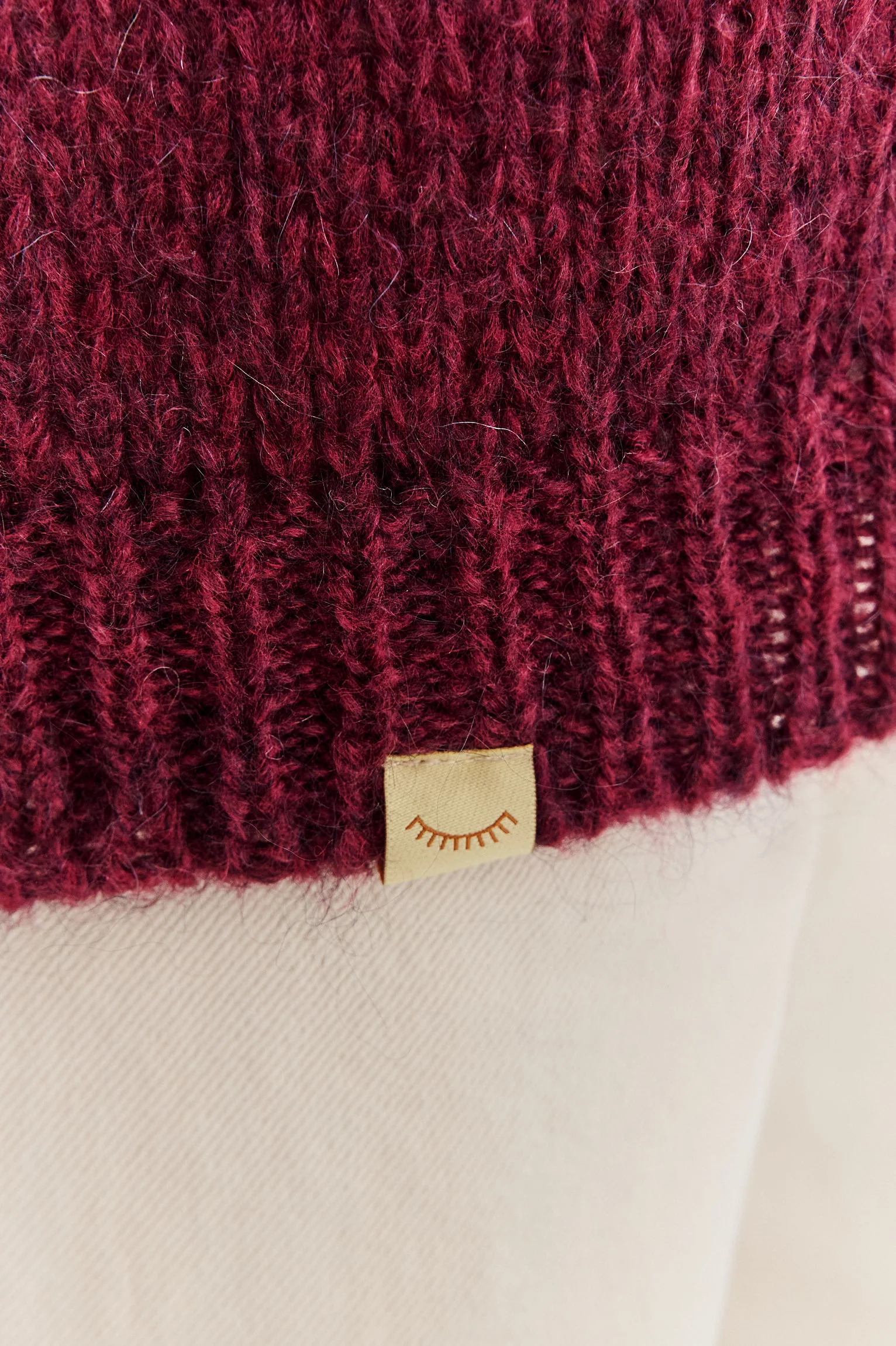 Sweter z wełną Creative Code - Image 13