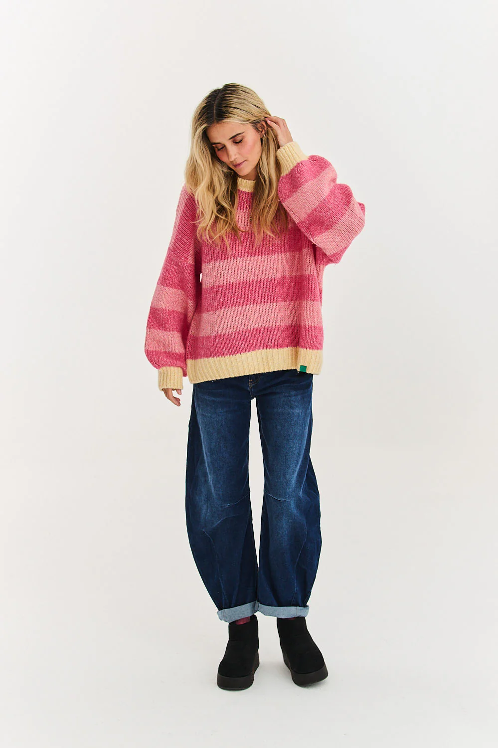 Sweter z wełną Strawberry Cream - Image 19