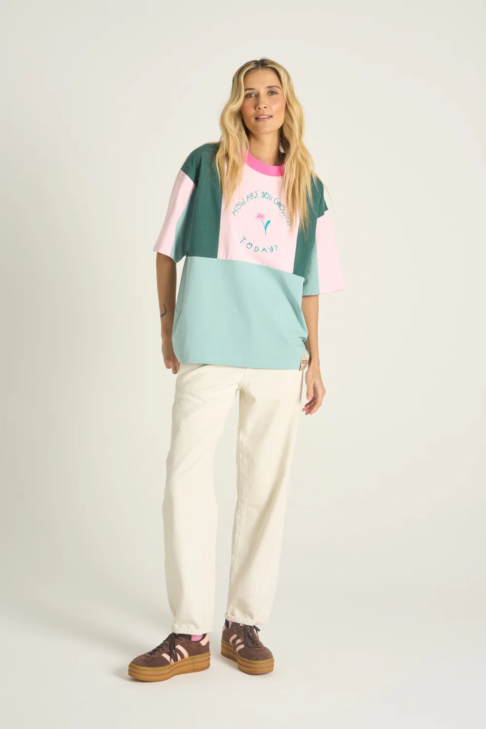 T-shirt How Are You x Loveis Wise - Image 9