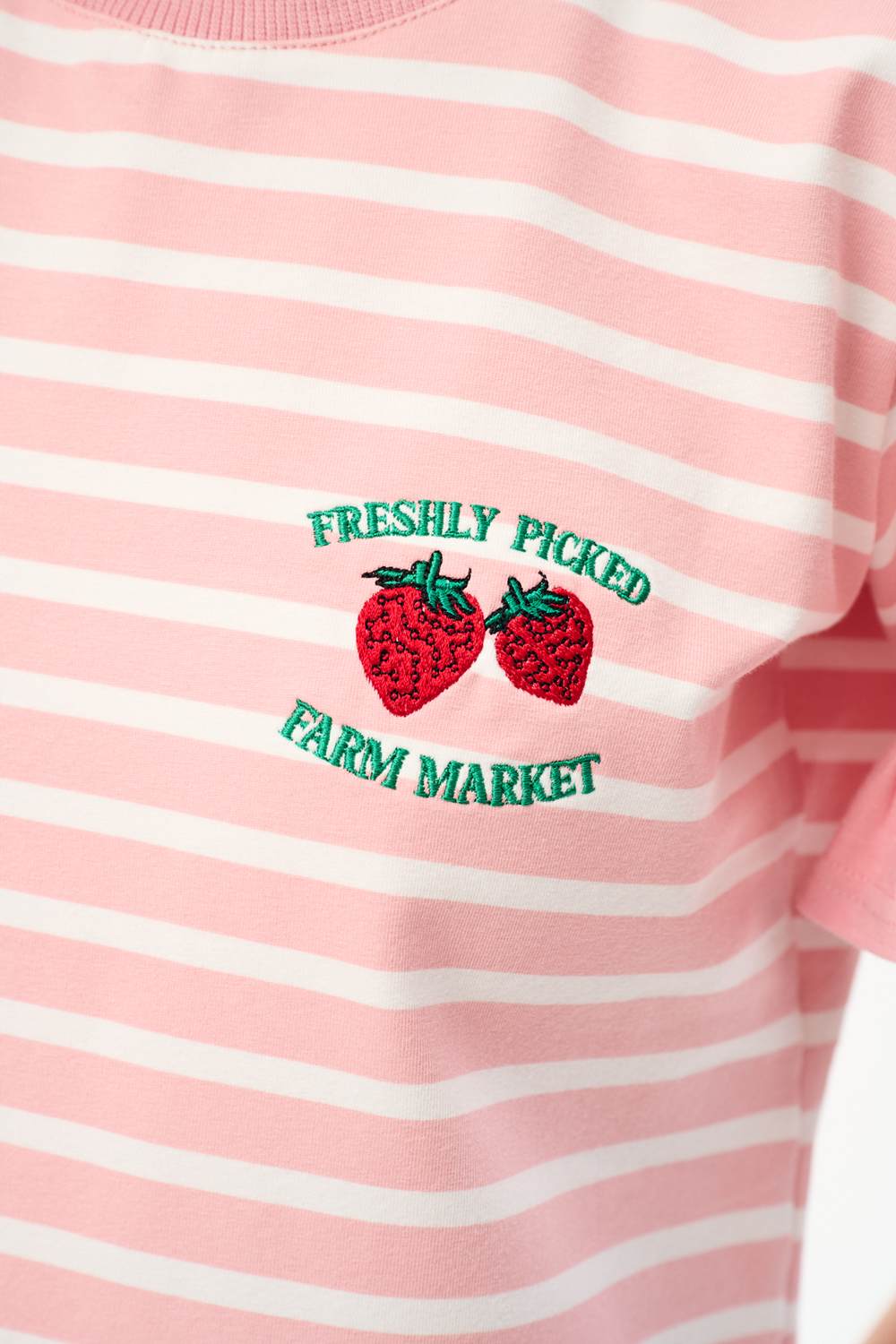 T-shirt Strawberry Fields - Image 5