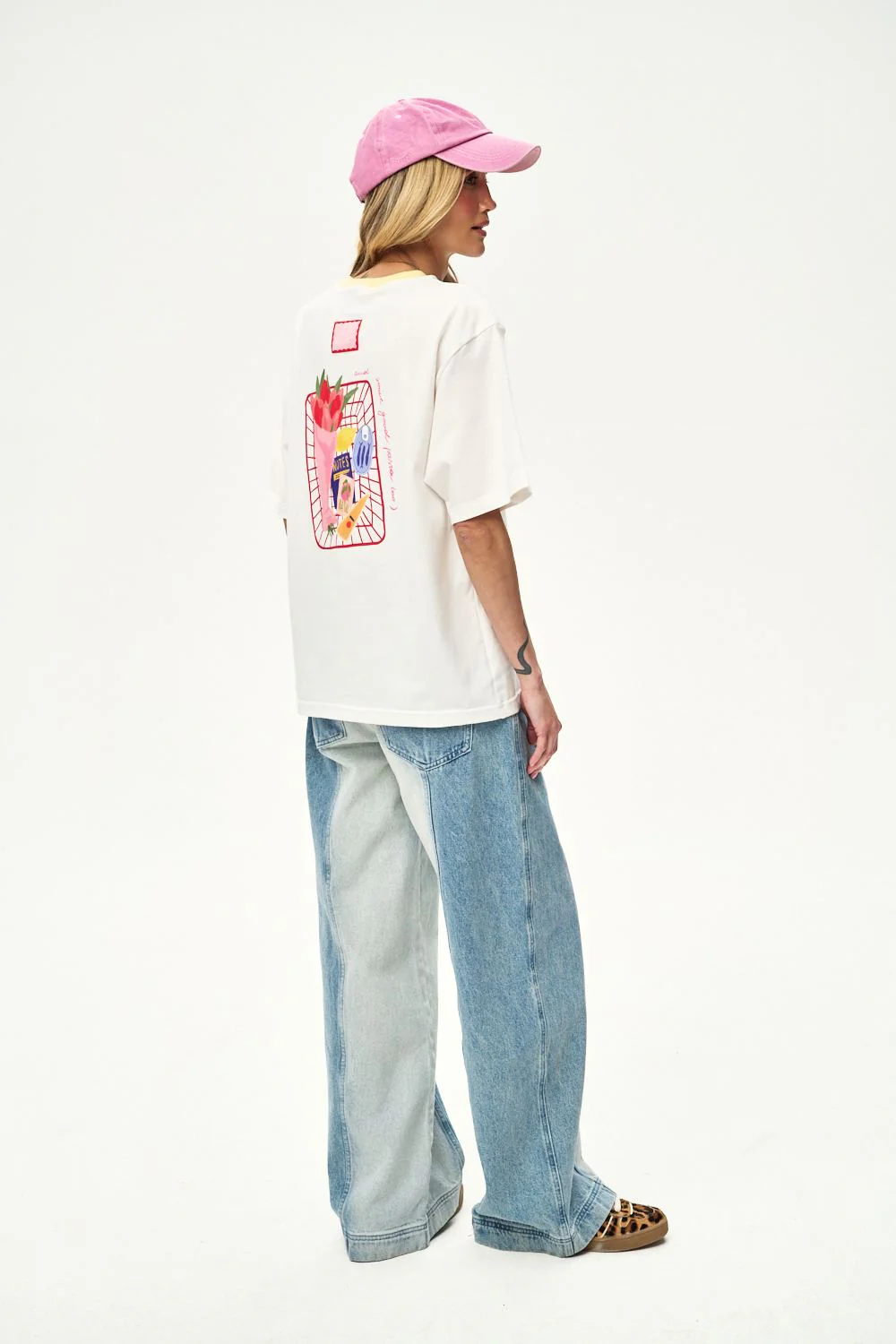 T-shirt Sunday Market - Image 5