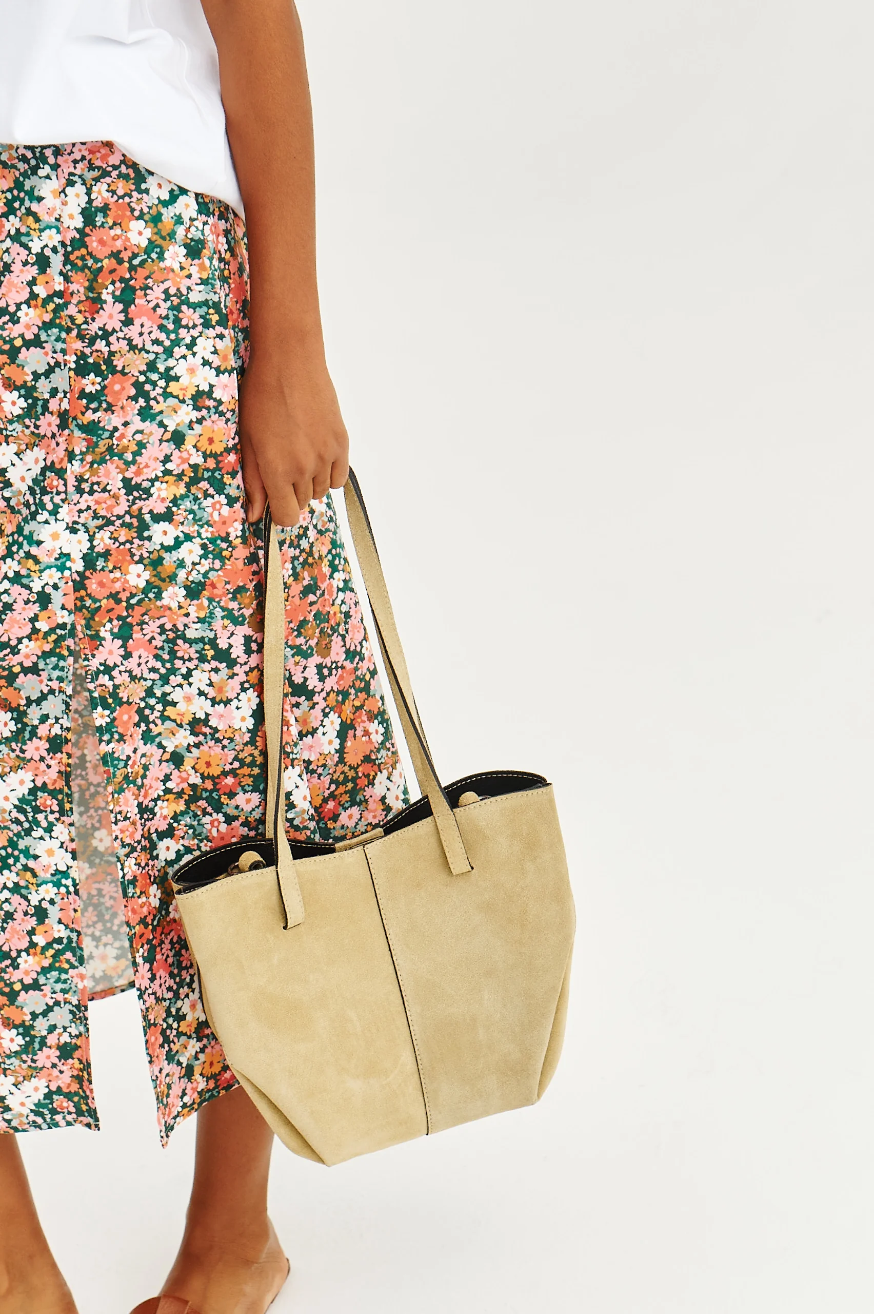 Torebka skórzana typu shopper Silky Glow - Image 4